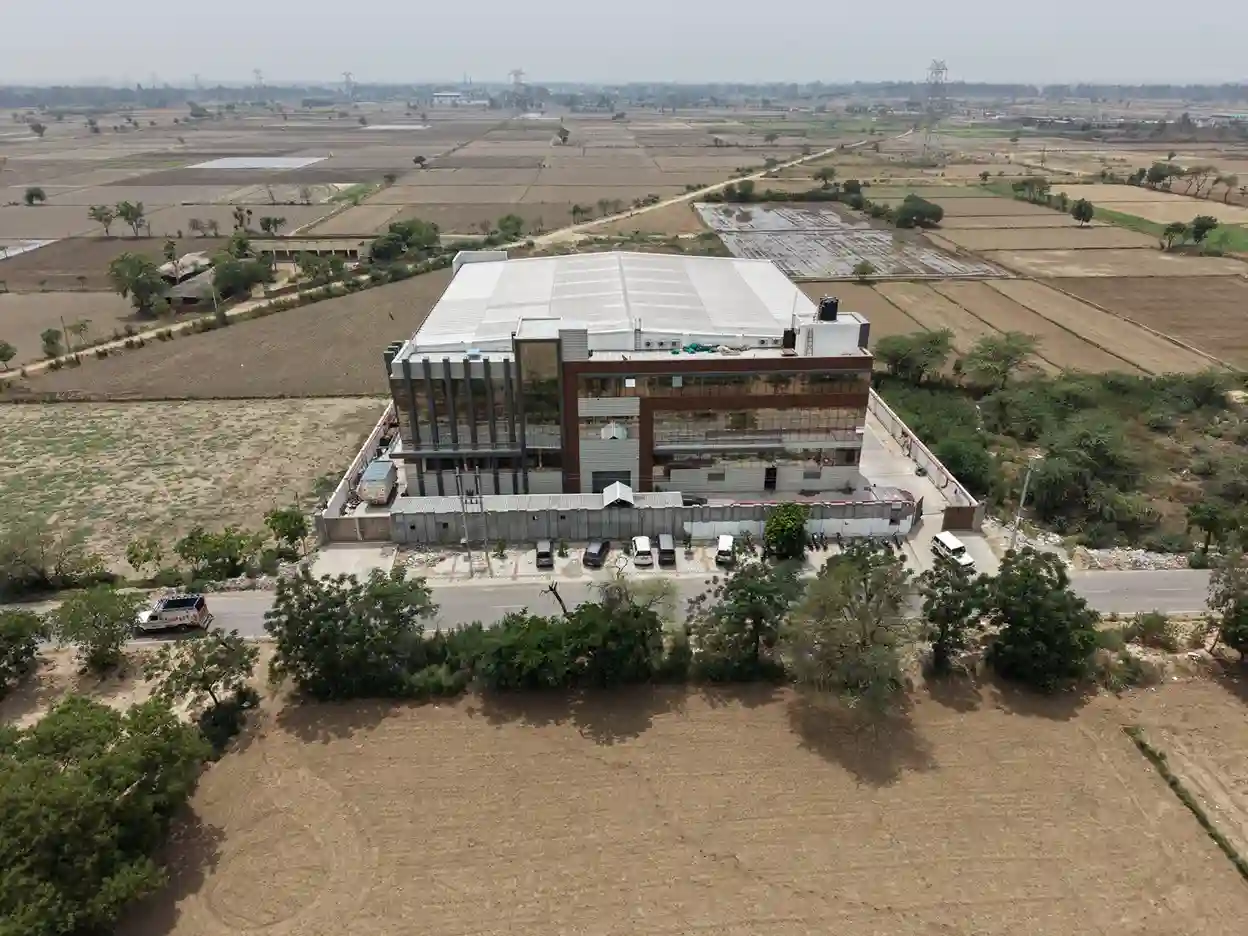 Commercial Buildings & Warehouses
